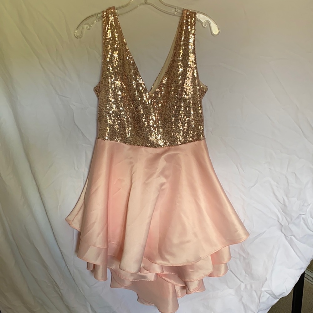 Elegant short dress